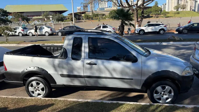Fiat Strada Working Celeb.1.4 Fire Flex 8V CE 2013