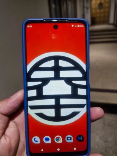 VENDO MOTO G24 TELA INTACTA LÉIA O ANÚNCIO