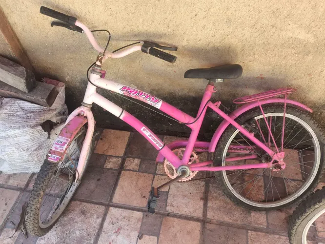 Bicicleta infantil antiga.