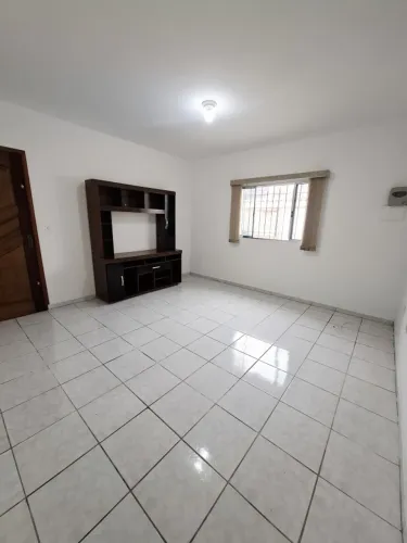 Casa para Venda em Mogi das Cruzes, Vila Caputera, 2 dormitórios, 1 banheiro, 3 vagas