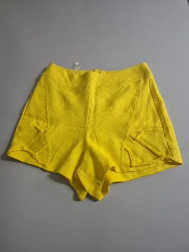 Short Amarelo