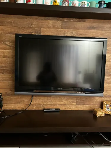TV Sony BRAVIA LCD 46?
