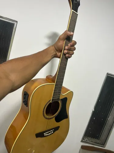 Violão strinberg