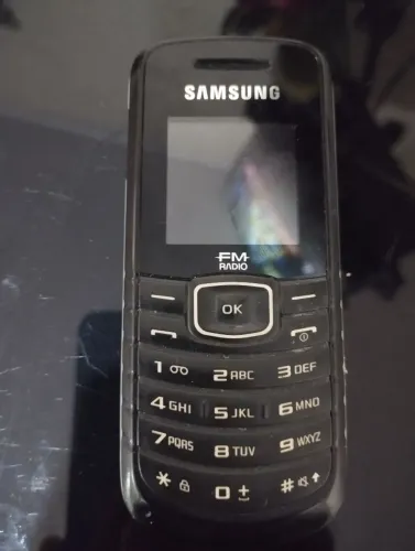 Celular Samsung fm