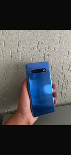Samsung S10