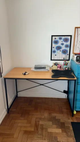 Mesa de escritório 1m20 x 74cm x 60cm