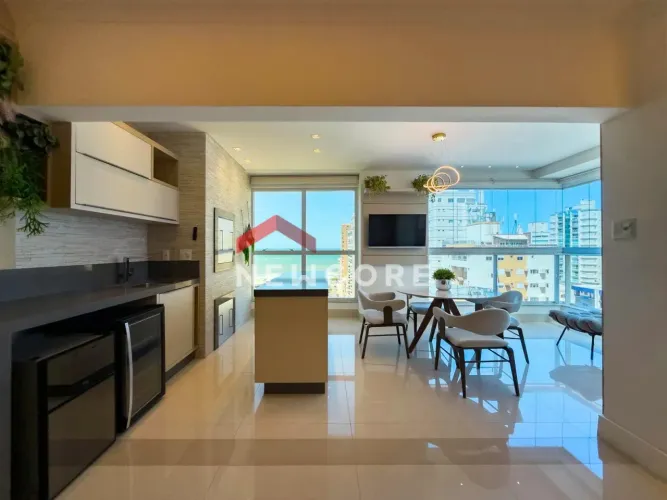 Apartamento em Av. Nereu Ramos - Meia Praia - Itapema/SC