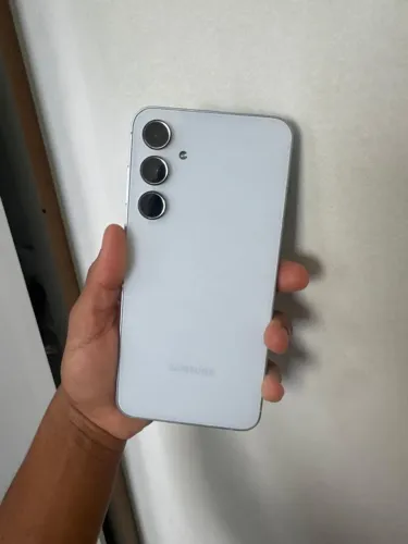 SAMSUNG A55