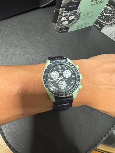 Relógio swatch moon omega 