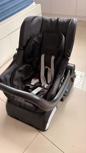Bebê conforto mais base