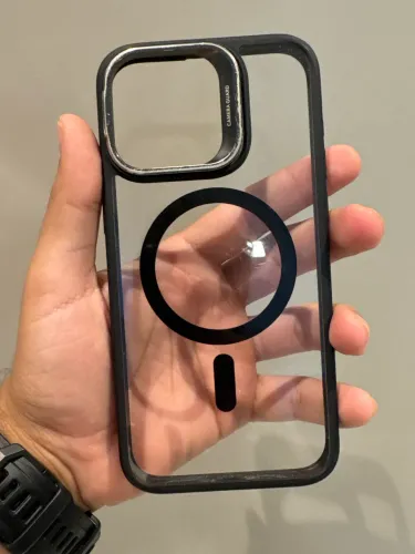 Capa iPhone 15 Pro Max ESR