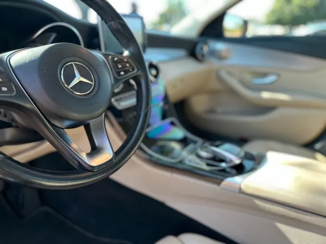 Mercedes-Benz C-200 Avantgarde 2.0 TB 16V 184cv Aut. 2015