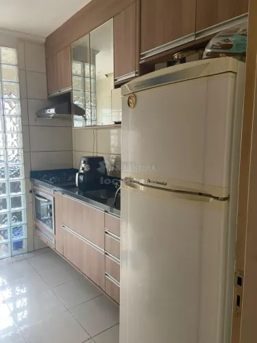 Excelente Apartamento Semi-Mobiliado para Locação - 2 Dormitórios / Residencial Rio das Fl