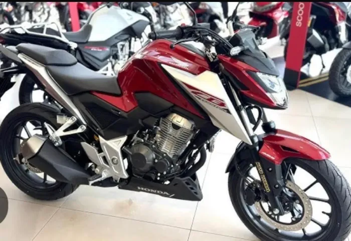 Cb 300 2026 0km emplacada 27.000