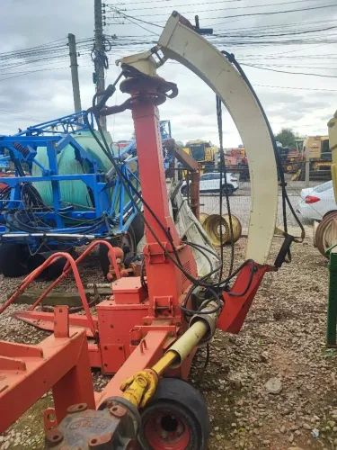 Ensiladeira Agrícola Nogueira
