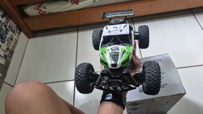 Carrinho de controle remoto offroad 20km/h