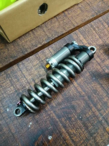 Shock Fox DHX 5.0 240mm