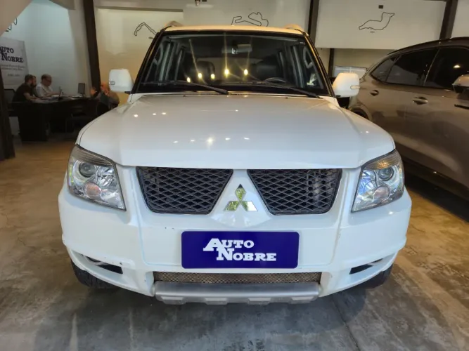 Mitsubishi Pajero TR4 2.0 Flex 16V 4X2 Aut. 2013