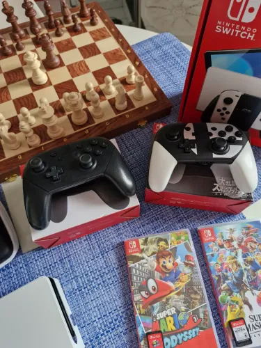 2x CONTROLE PRO CONTROLER NINTENDO SWITCH *LEIA A DESCRIÇÃO*