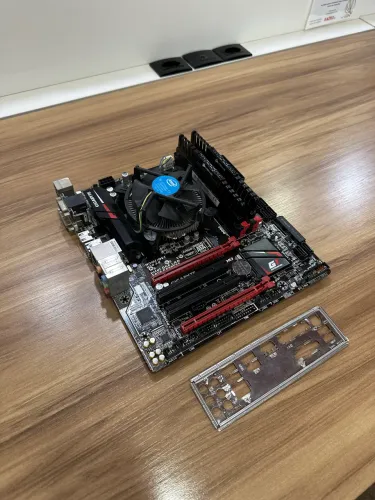 Kit Placa Mãe + i5 7a + 16gb ram