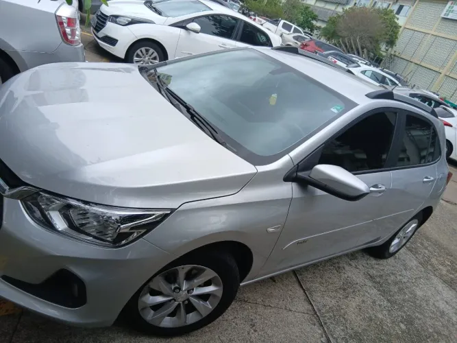 Chevrolet Onix Hatch LTZ 1.0 12V TB Flex Mec. 4P 2021