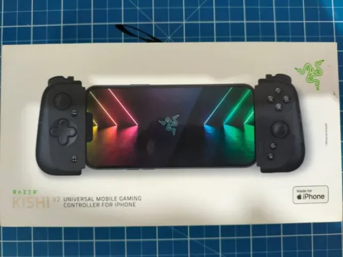 Gamepad Celular Razer Kishi V2 (Iphone)