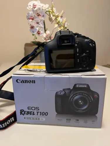 Máquina fotográfica cânon