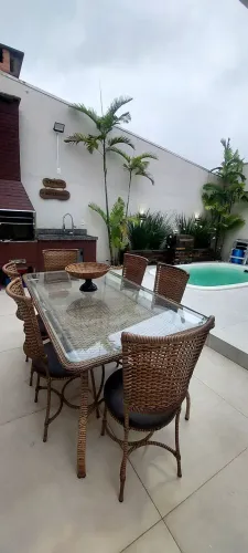 Mesa de junco com 6 cadeiras