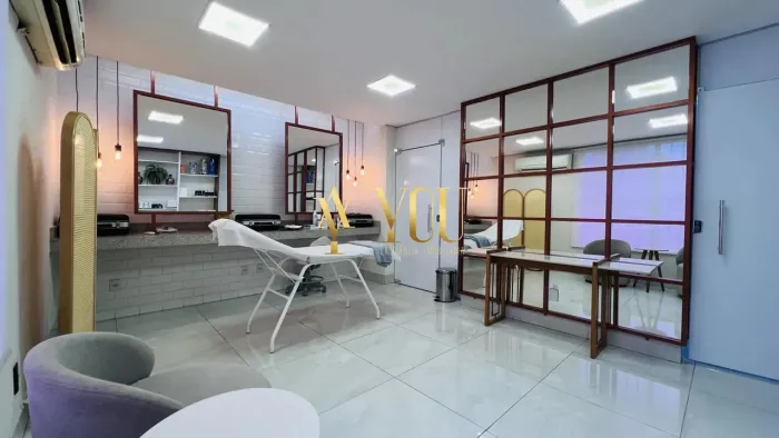 Consultório para alugar em clínica de alto padrão no Setor Oeste.