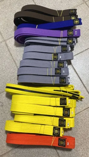Faixas de Jiu Jitsu e Judô profissionais Novos- somos fabricantes