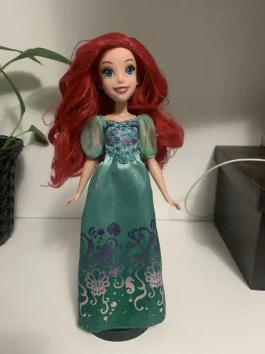 Boneca PEQUENA SEREIA - ARIEL 2015 Hasbro Disney Princess Classic