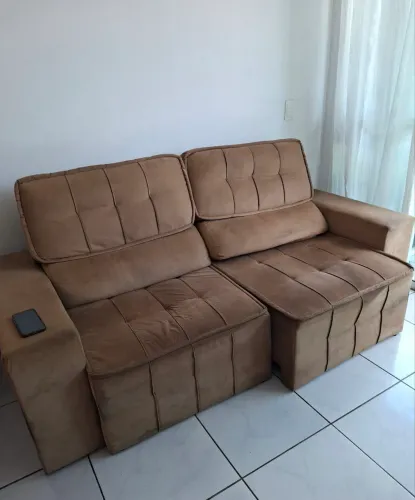 Sofá 2 lugares retrátil em perfeito estado