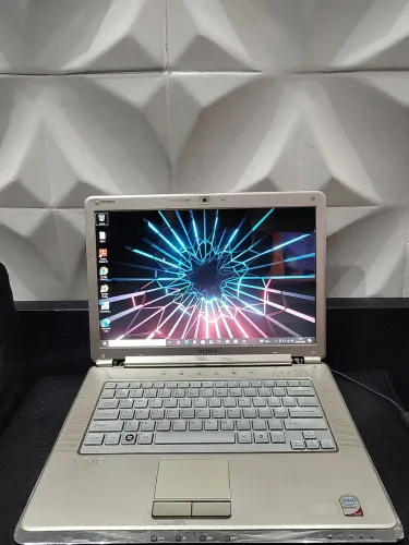 Note Sony Vaio, SSD 240 Gb, Tela 14 Pol, Memória 4 Gb, Wi-Fi, Som, Bem Rápido, Bom Estado.