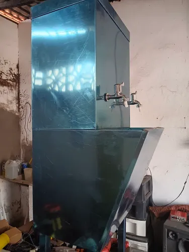 Bebedouro ind de aço inox,novo