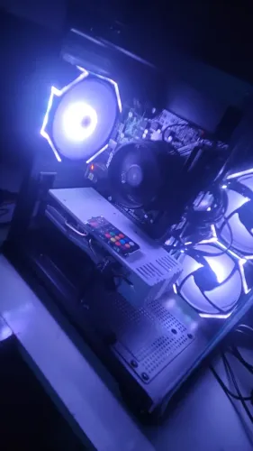 Pc gamer ryzen 7 16GB de ram rx580 8gb ssd480 somente cpu
