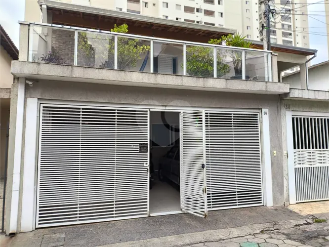 Casa de vila com 3 quartos à venda em Água branca - SP