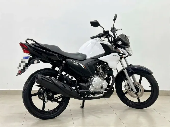 YAMAHA FACTOR 150 YBR BRANCA 2025 Pouco usada