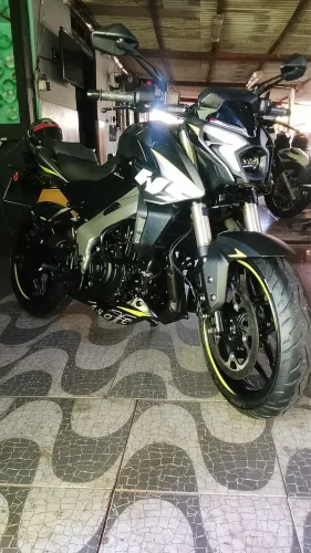Vende-se Bajaj NS 400Z - R$ 5.000,00