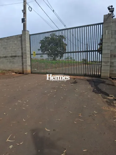 Terreno plano de 1000m² à venda em Condomínio fechado Paulínia SP.