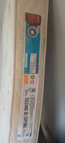 Cama de casal com colchão