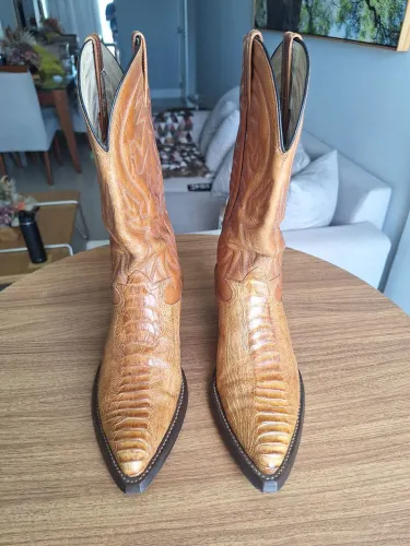 Bota Country Texana Western Artesanal Lazão, Couro Legítimo Canela do Avestruz, 40/41