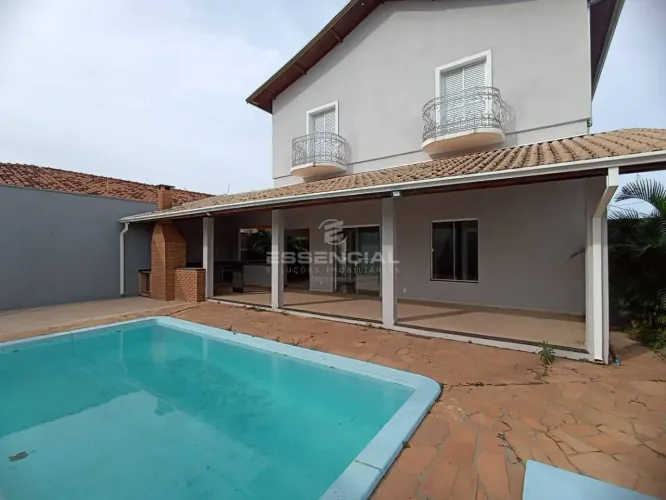 Casa com 3 dormitórios à venda, 265 m² por R$ 1.200.000,00 - Jardim Paraíso - Botucatu/SP