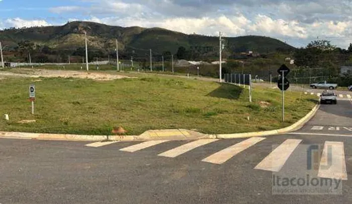 Terreno à venda, 323 m² por R$ 290.718 - Parque das Nações Unidas - Pirapora do Bom Jesus/