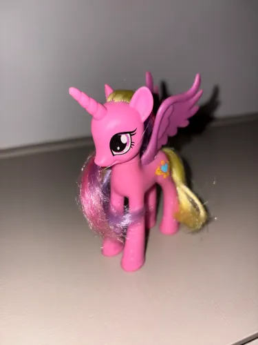 My Little Pony Princesa Cadence