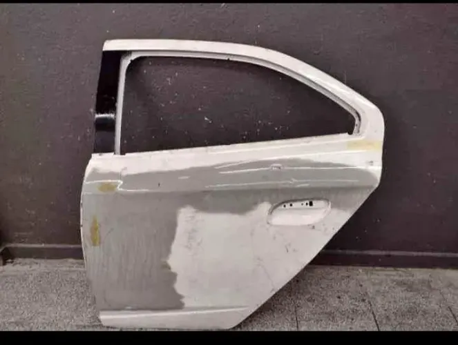 Porta traseira prisma Onix L/E 2013 a 2020