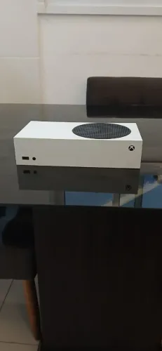 Xbox séries S 512 GB com 2 controles