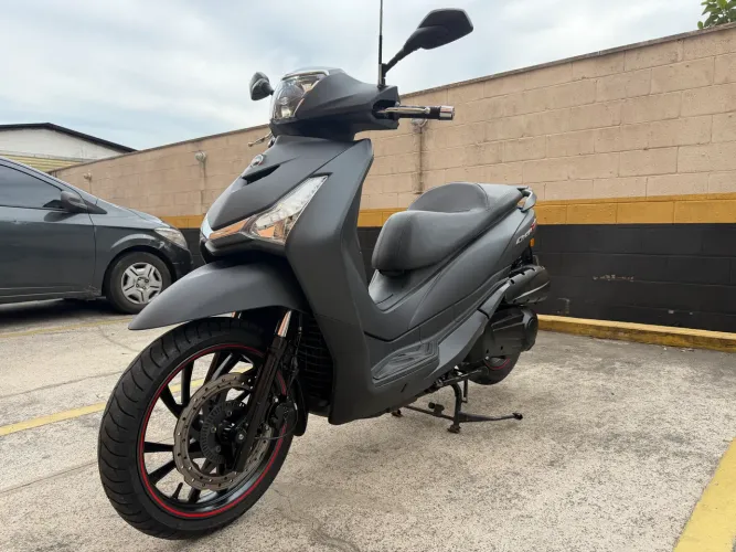 Dafra HD 300i