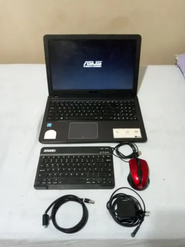 Notebook Asus Vevobook - SEM HD