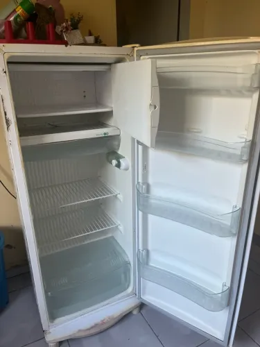 Geladeira consul