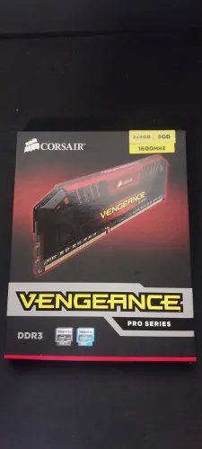 Memória 8gb Corsair Vengeance Pro DDR3